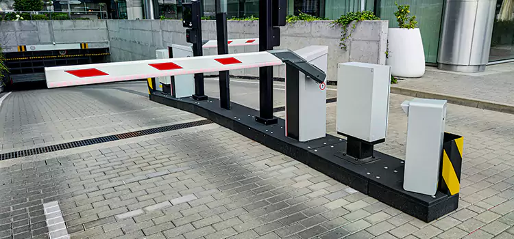 Custom Gate Design & Integration Flint